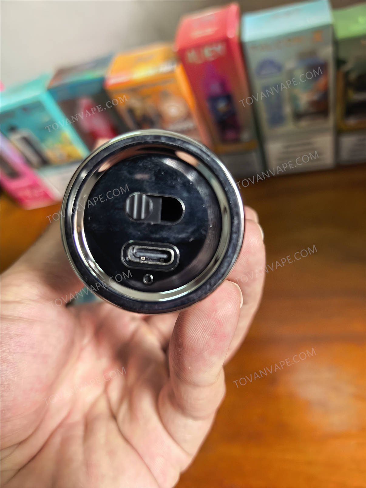 jnr shisha max 22k charging port with airflow wide open
