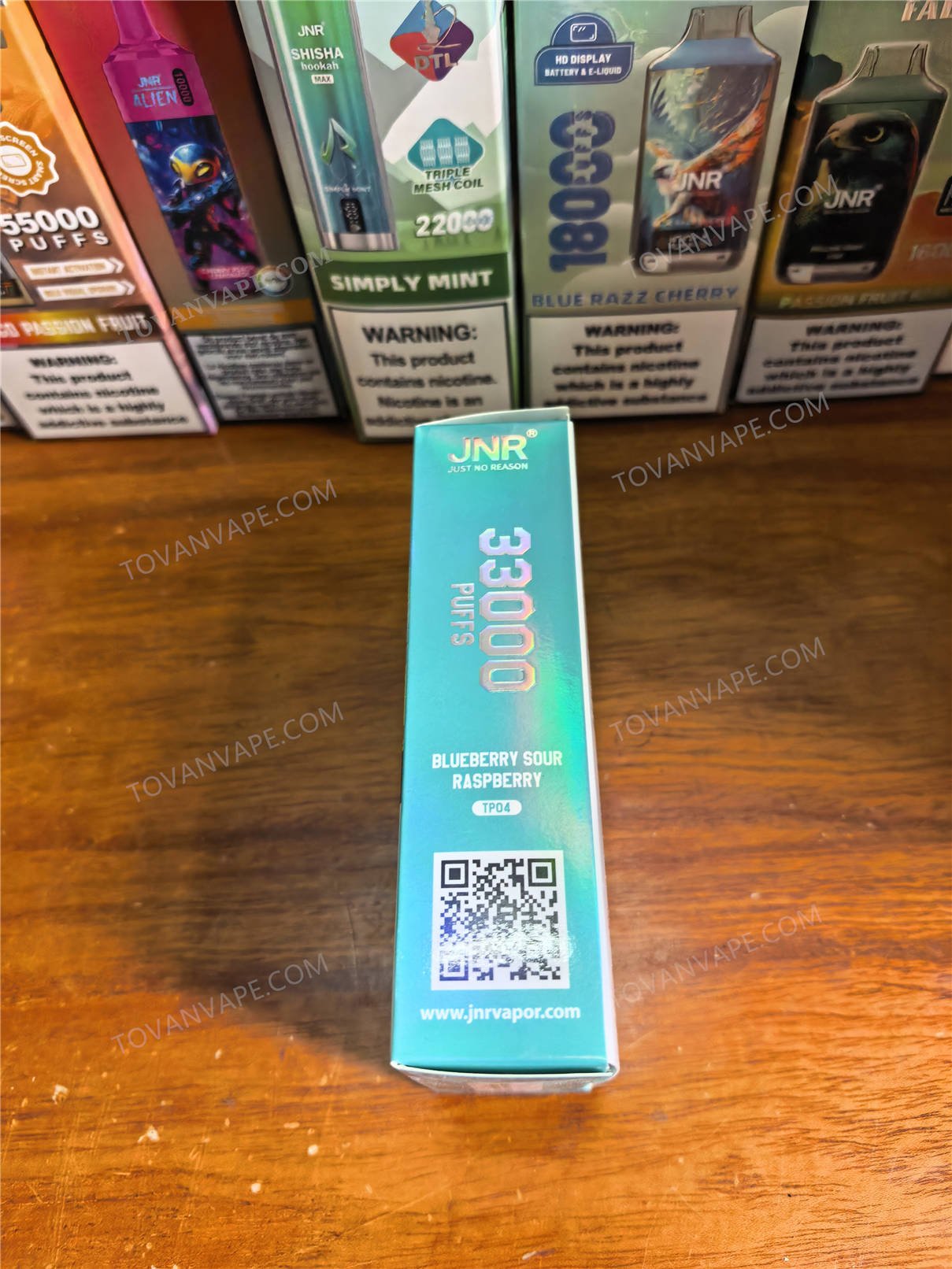right side view of the jnr tank pro 33k retail box